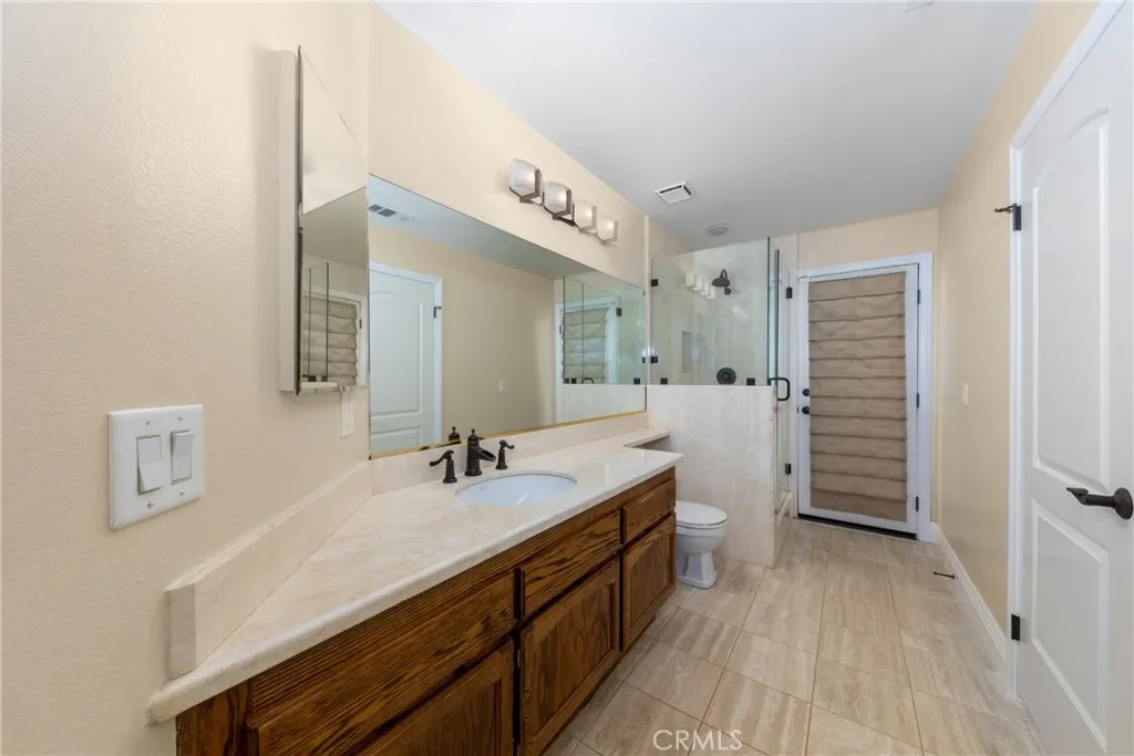 7007 Golden Vale Drive, Riverside, California 92506 home-pic-32