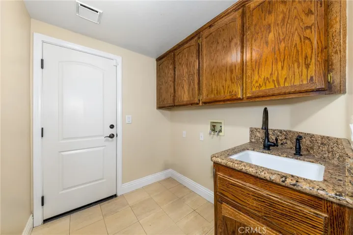 7007 Golden Vale Drive, Riverside, California 92506