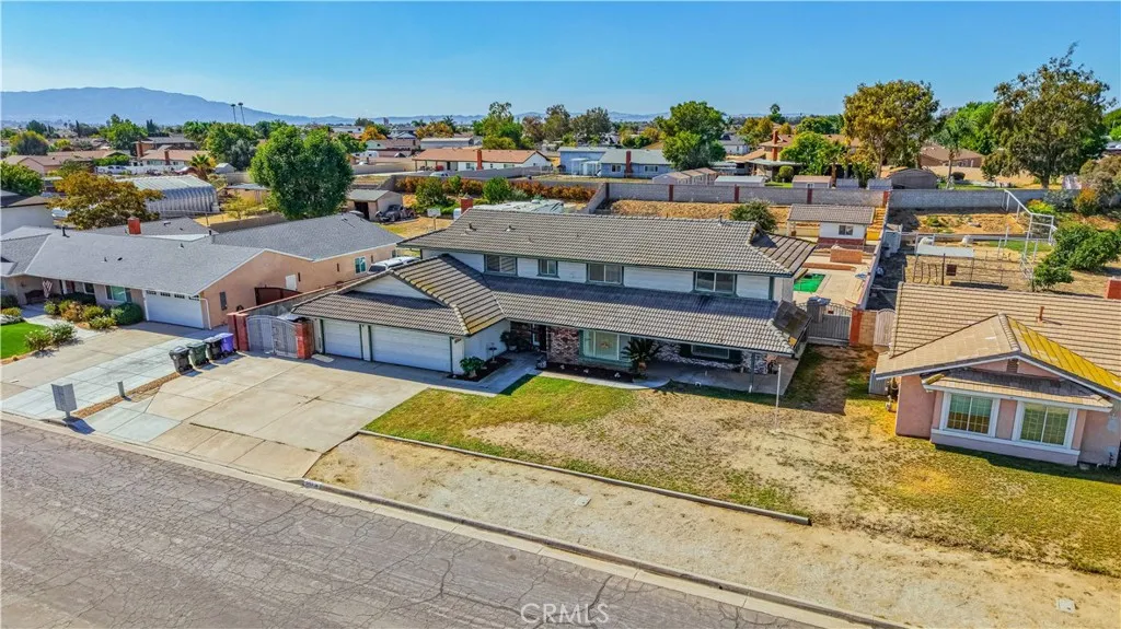 5853 Aurora Avenue, Jurupa Valley, California 91752 home-pic-17