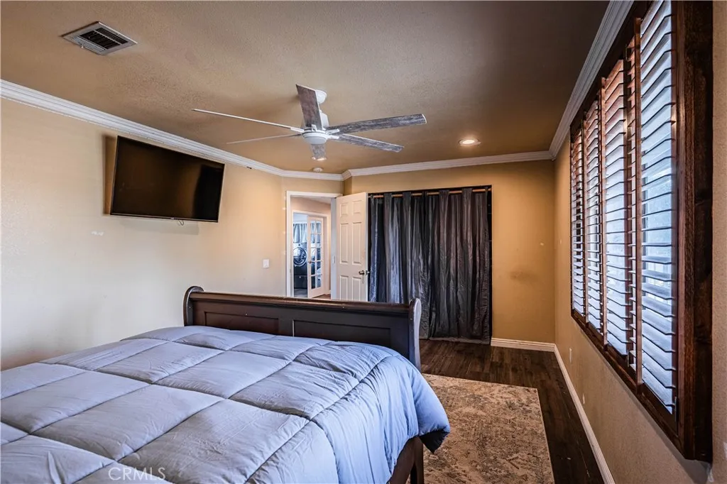 5853 Aurora Avenue, Jurupa Valley, California 91752 home-pic-11