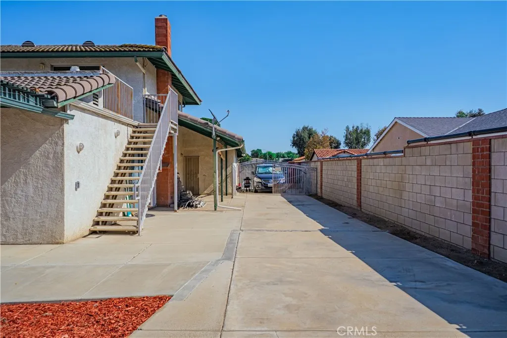 5853 Aurora Avenue, Jurupa Valley, California 91752 home-pic-29