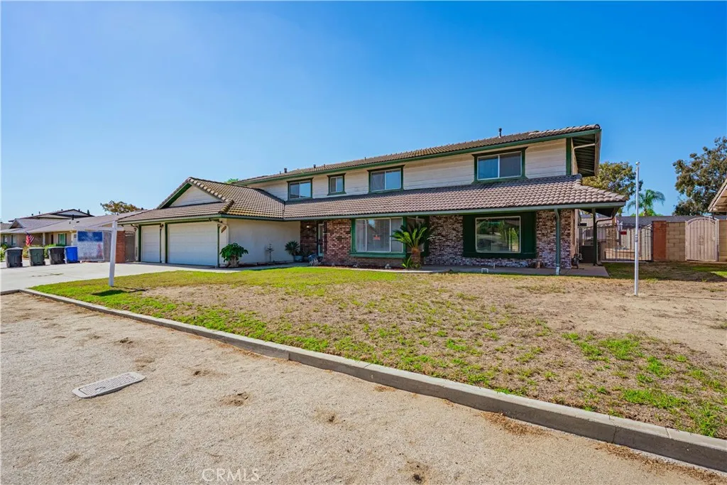 5853 Aurora Avenue, Jurupa Valley, California 91752 home-pic-1