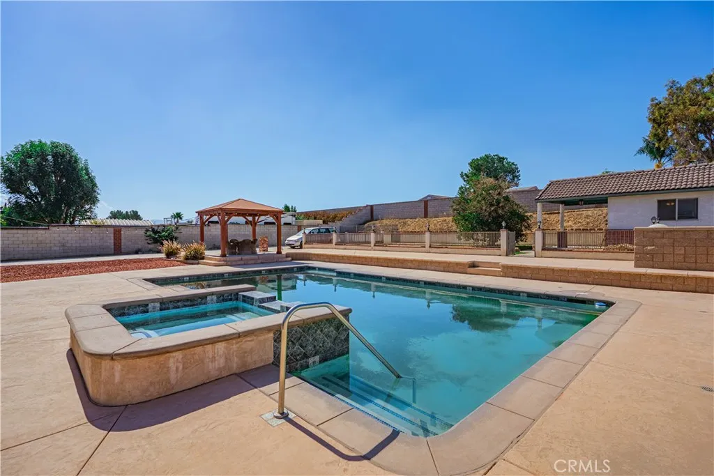5853 Aurora Avenue, Jurupa Valley, California 91752 home-pic-25