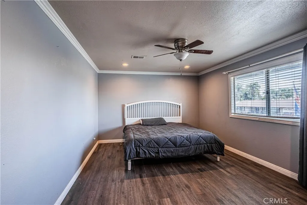 5853 Aurora Avenue, Jurupa Valley, California 91752 home-pic-15