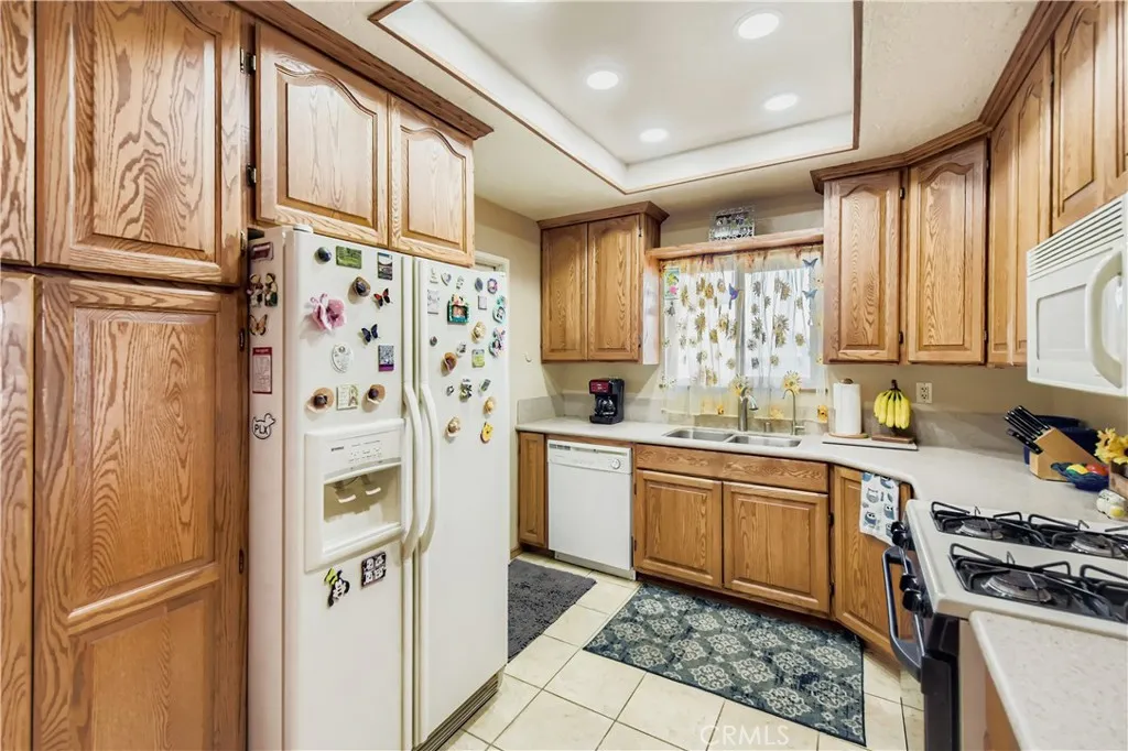 10651 Trigal Way, Santee, California 92071 home-pic-8