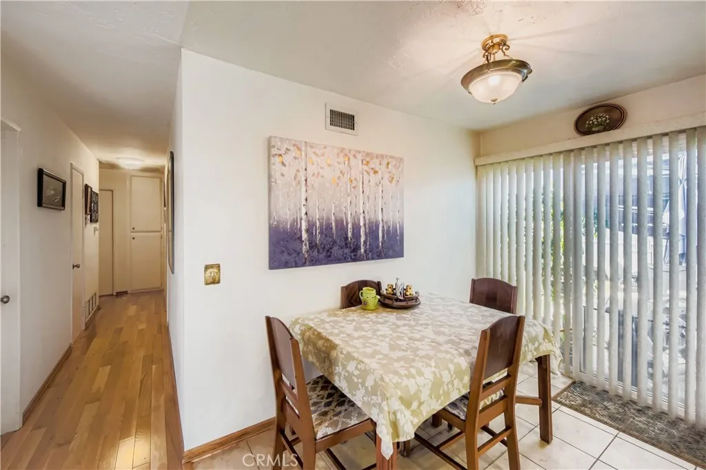 10651 Trigal Way, Santee, California 92071 home-pic-6