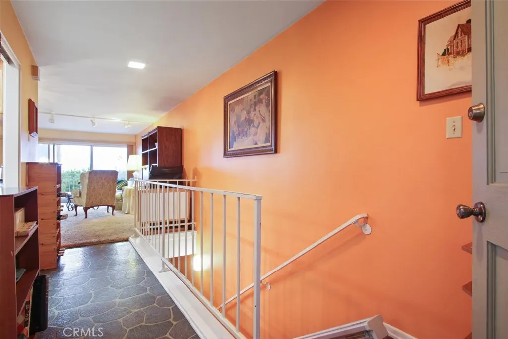 2235 W 25th Street 122, San Pedro, California 90732 home-pic-7