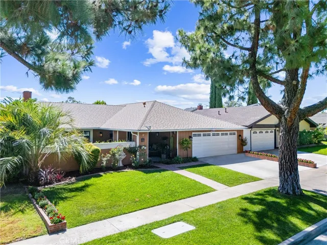 Welcome Home to Tustin Meadows!