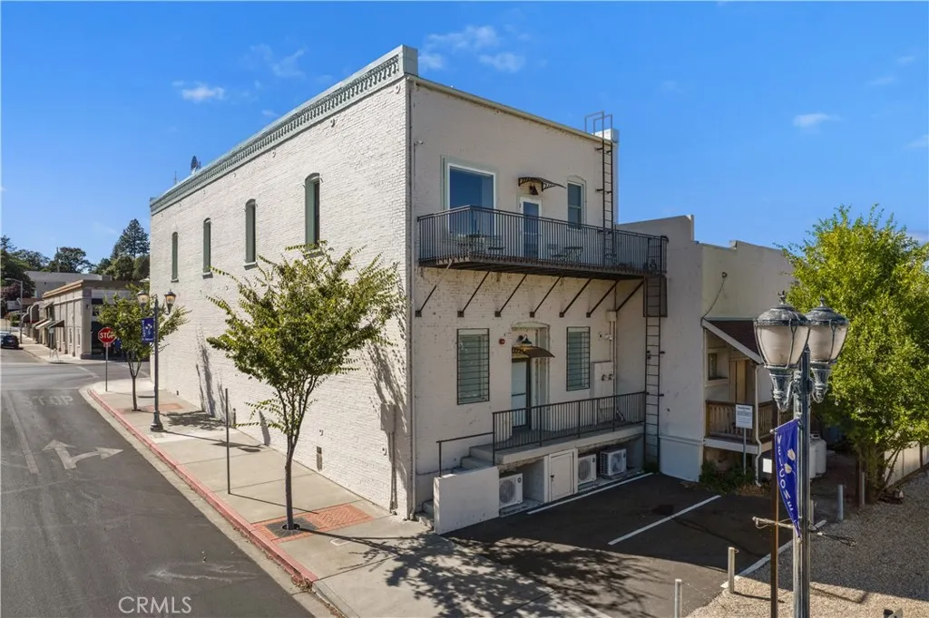 302 N Main Street, Lakeport, California 95453 — photo 4