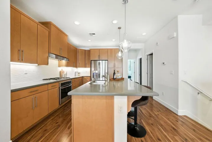 319 Charles Morris Terrace, Sunnyvale, California 94085