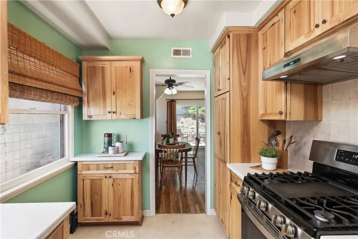 1911 Elanita Drive, San Pedro, California 90732