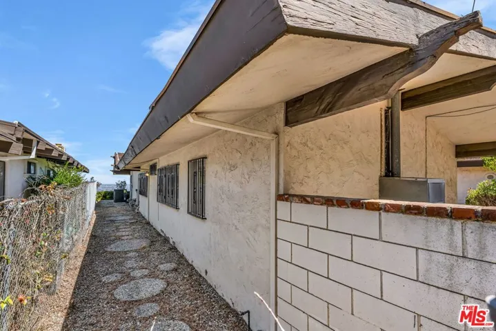 29857 Knoll View Drive, Rancho Palos Verdes, California 90275