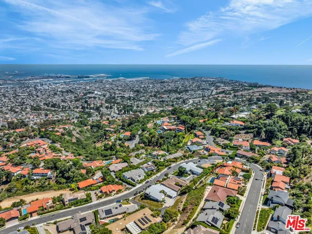 29857 Knoll View Drive, Rancho Palos Verdes, California 90275
