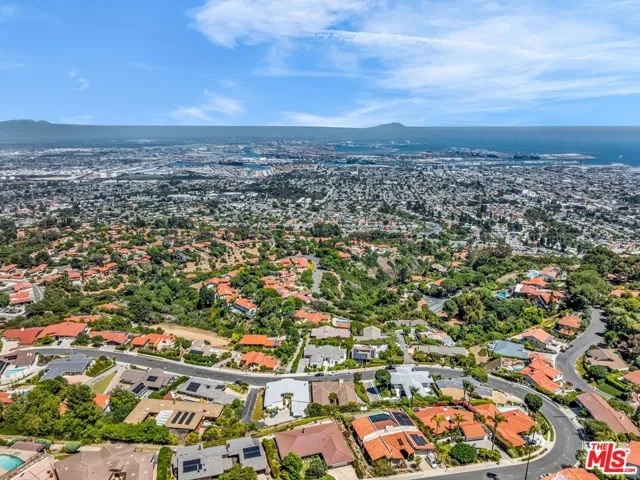 29857 Knoll View Drive, Rancho Palos Verdes, California 90275