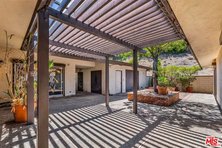 29857 Knoll View Drive, Rancho Palos Verdes, California 90275