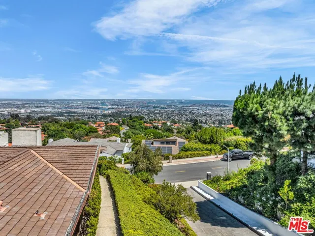 29857 Knoll View Drive, Rancho Palos Verdes, California 90275