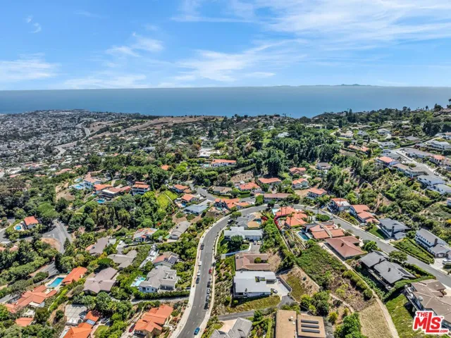 29857 Knoll View Drive, Rancho Palos Verdes, California 90275