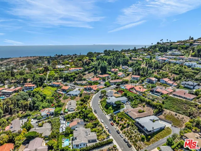 29857 Knoll View Drive, Rancho Palos Verdes, California 90275