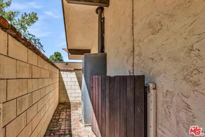 29857 Knoll View Drive, Rancho Palos Verdes, California 90275