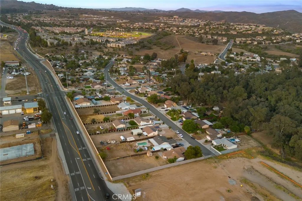 29247 Allan Street, Lake Elsinore, California 92532 home-pic-9