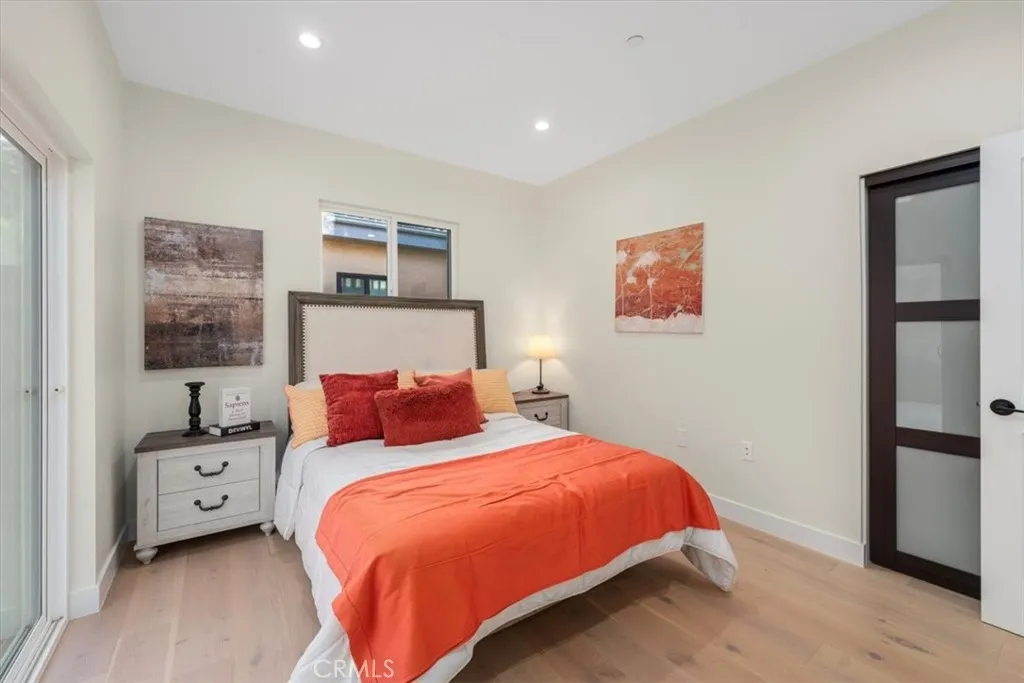 4854 Buchanan, Los Angeles, California 90042 home-pic-17