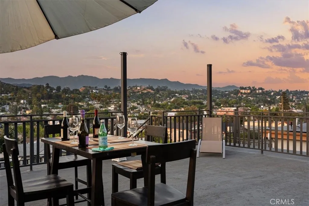 4854 Buchanan, Los Angeles, California 90042 home-pic-28