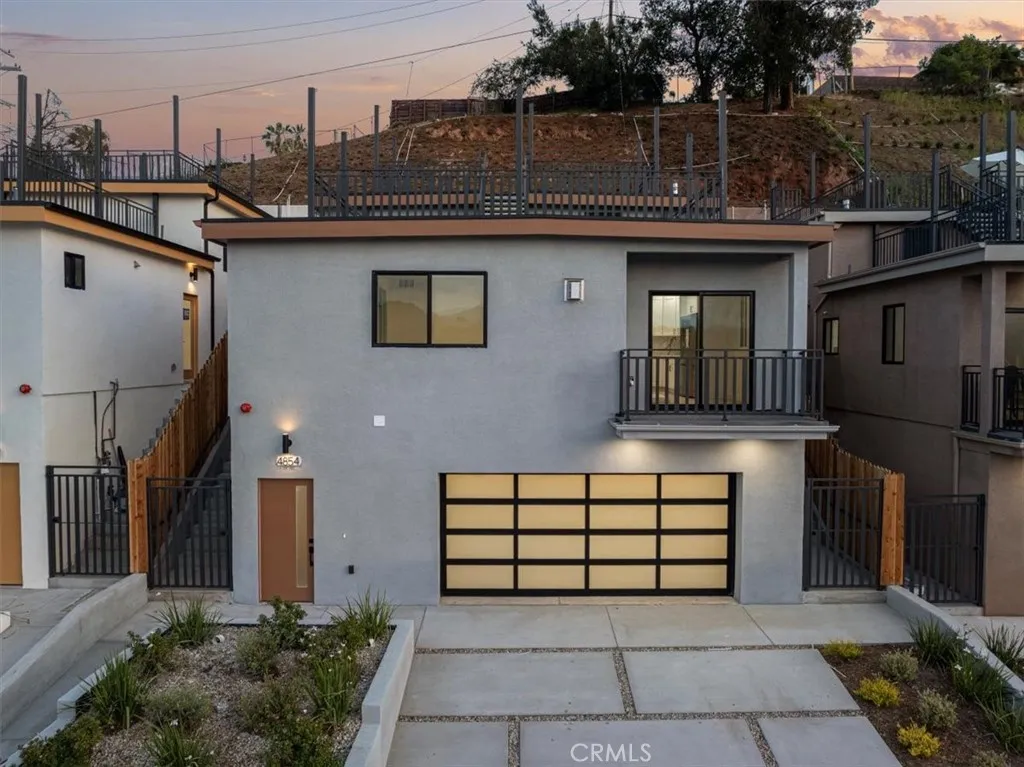 4854 Buchanan, Los Angeles, California 90042 home-pic-0