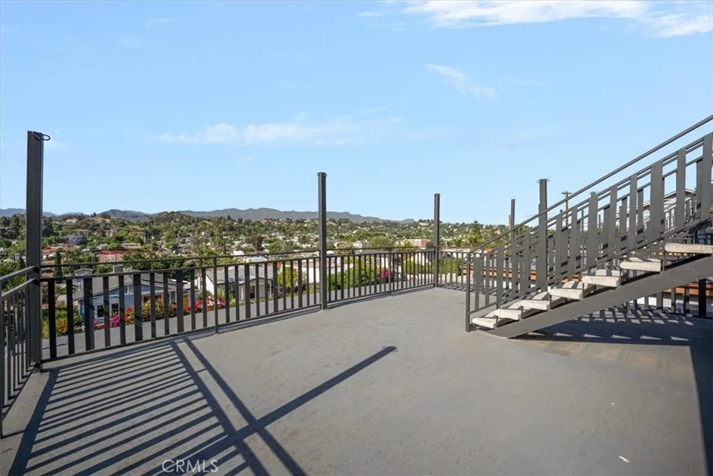 4854 Buchanan, Los Angeles, California 90042 home-pic-35