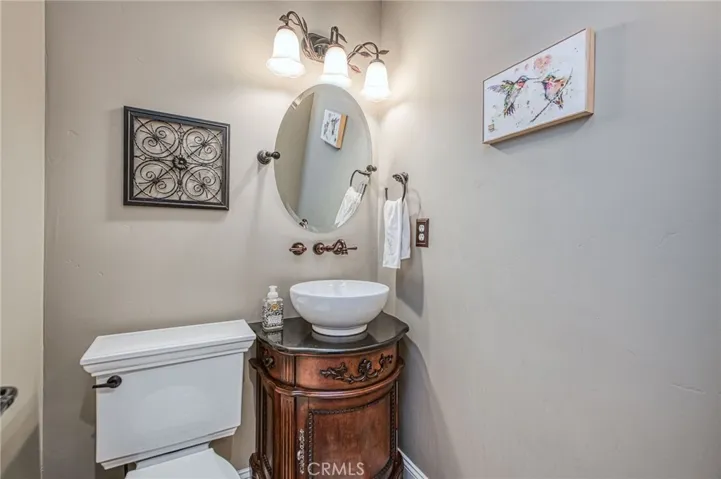 Entryway powder room