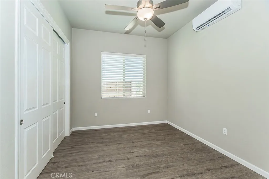 6008 E Sussex Way, Fresno, California 93727 home-pic-51