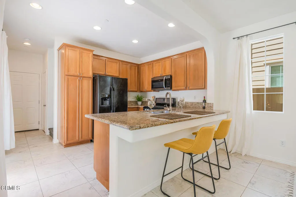 674 Nile River Drive, Oxnard, California 93036 home-pic-10