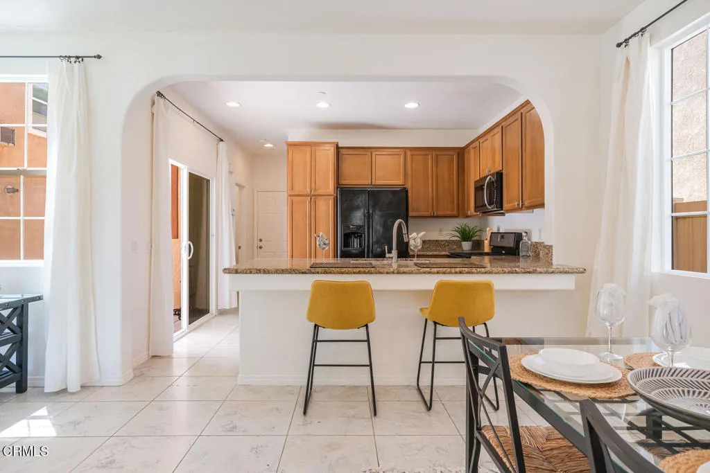 674 Nile River Drive, Oxnard, California 93036 home-pic-9
