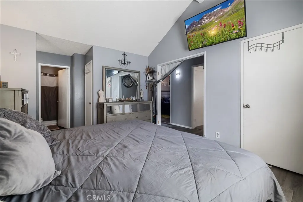 26750 Claudette Street 442, Canyon Country, California 91351 home-pic-21