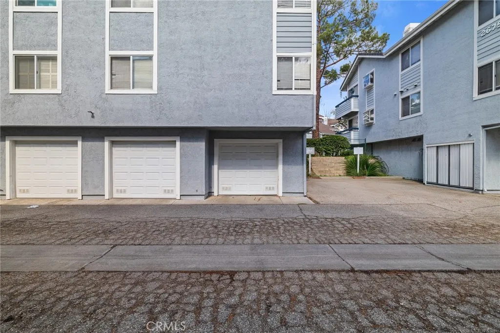 26750 Claudette Street 442, Canyon Country, California 91351 home-pic-27