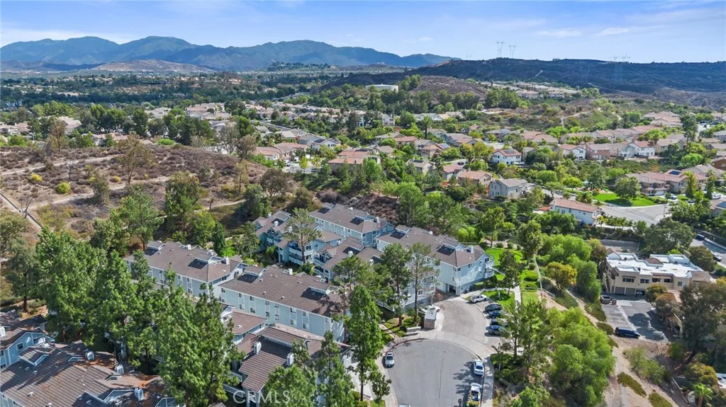 26750 Claudette Street 442, Canyon Country, California 91351 home-pic-30