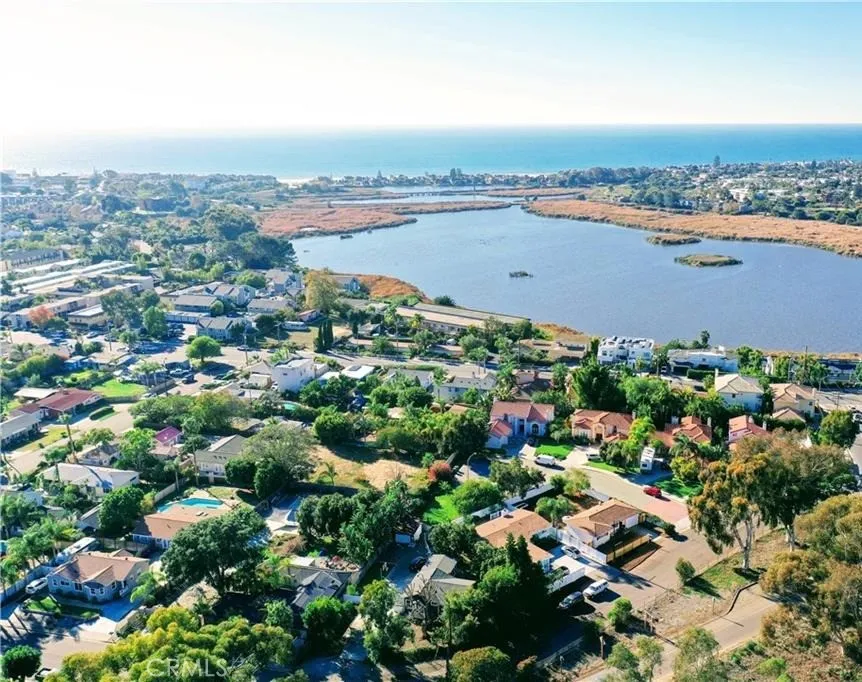 2435 Tuttle Street, Carlsbad, California 92008 home-pic-0