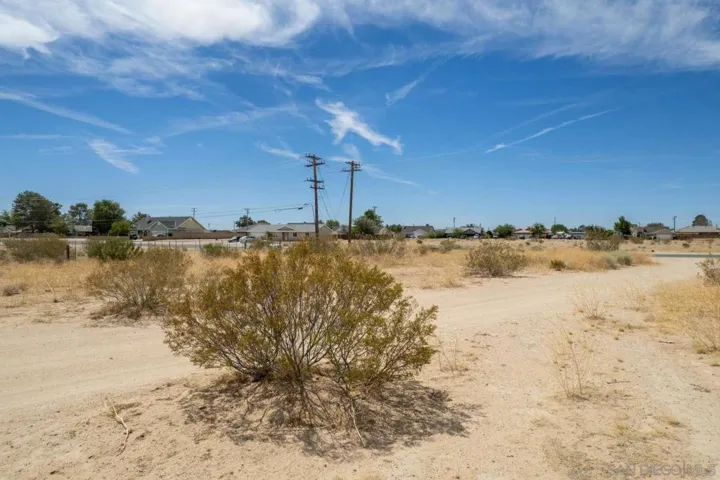0 Mendiburu Rd, California City, California 93505