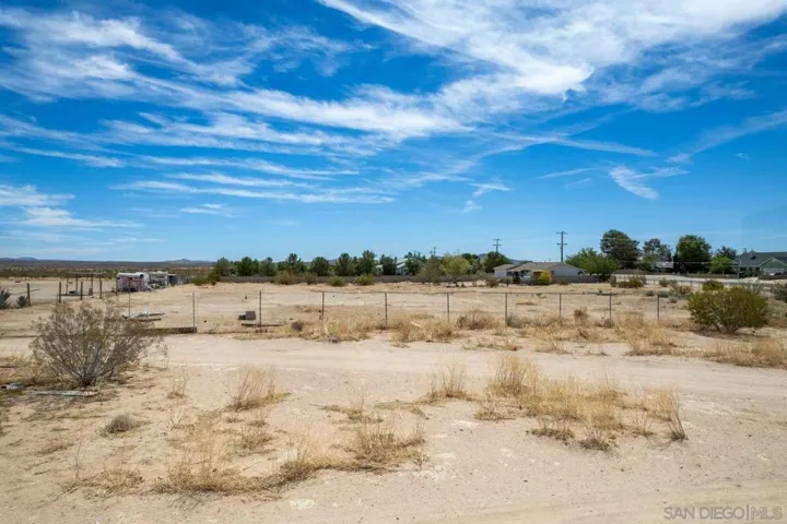 0 Mendiburu Rd, California City, California 93505
