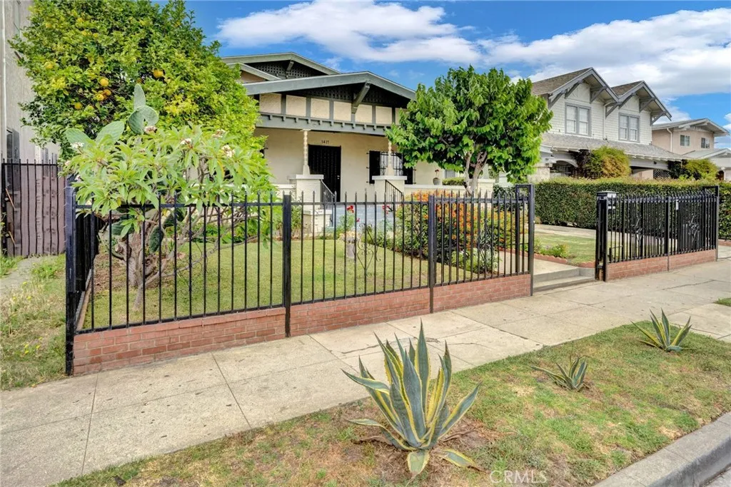 1417 S Norton Avenue, Los Angeles, California 90019 home-pic-30
