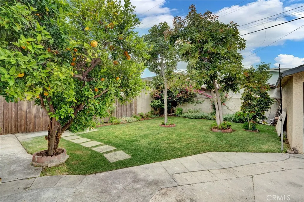 1417 S Norton Avenue, Los Angeles, California 90019 home-pic-28