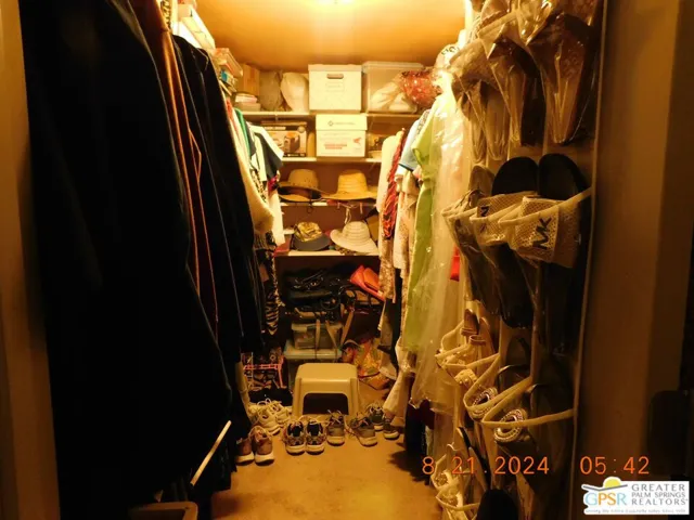MBR closet