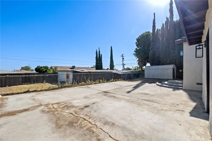 3123 Crestline Road, Bakersfield, California 93306