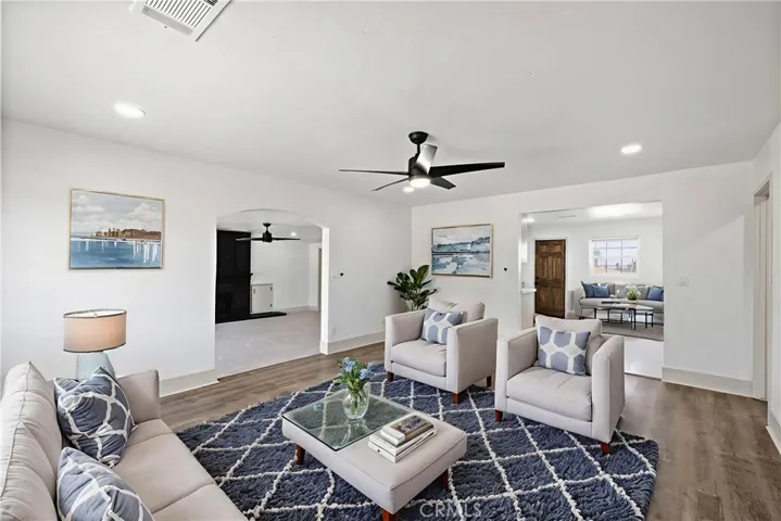 3123 Crestline Road, Bakersfield, California 93306