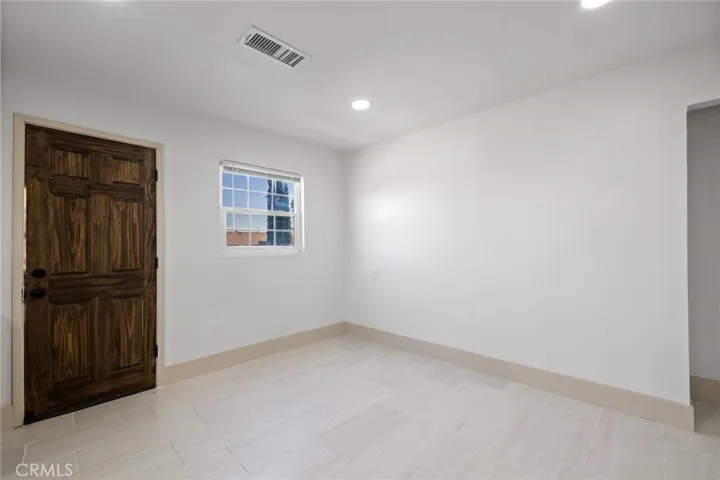 3123 Crestline Road, Bakersfield, California 93306