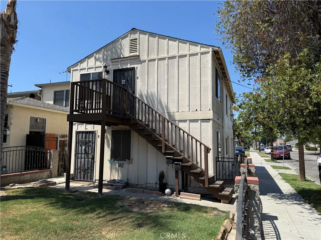 1170 E 55th Street 1, Long Beach, California 90805, 2 Bedrooms Bedrooms, ,1 BathroomBathrooms,Residential Lease,For Rent,55th,PW25186363