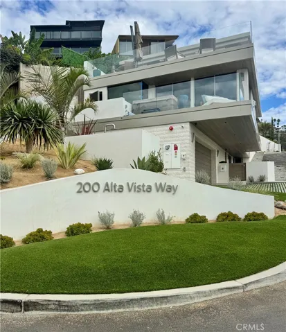 200 Alta Vista Way B, Laguna Beach, California 92651