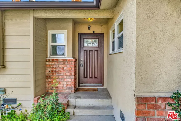 19341 Bryant Street, Northridge, California 91324