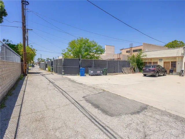 4708 W. Magnolia