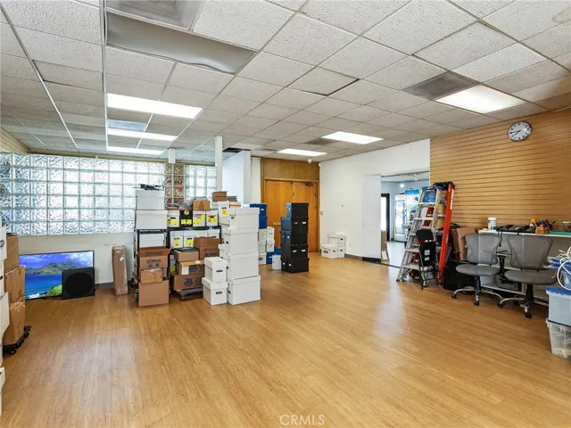 4710 W. Magnolia