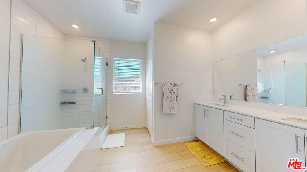 27651 Ensemble Place, Valencia, California 91381 home-pic-28